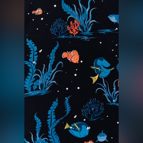 Torrid Finding Nemo Top - Picture 2 of 4